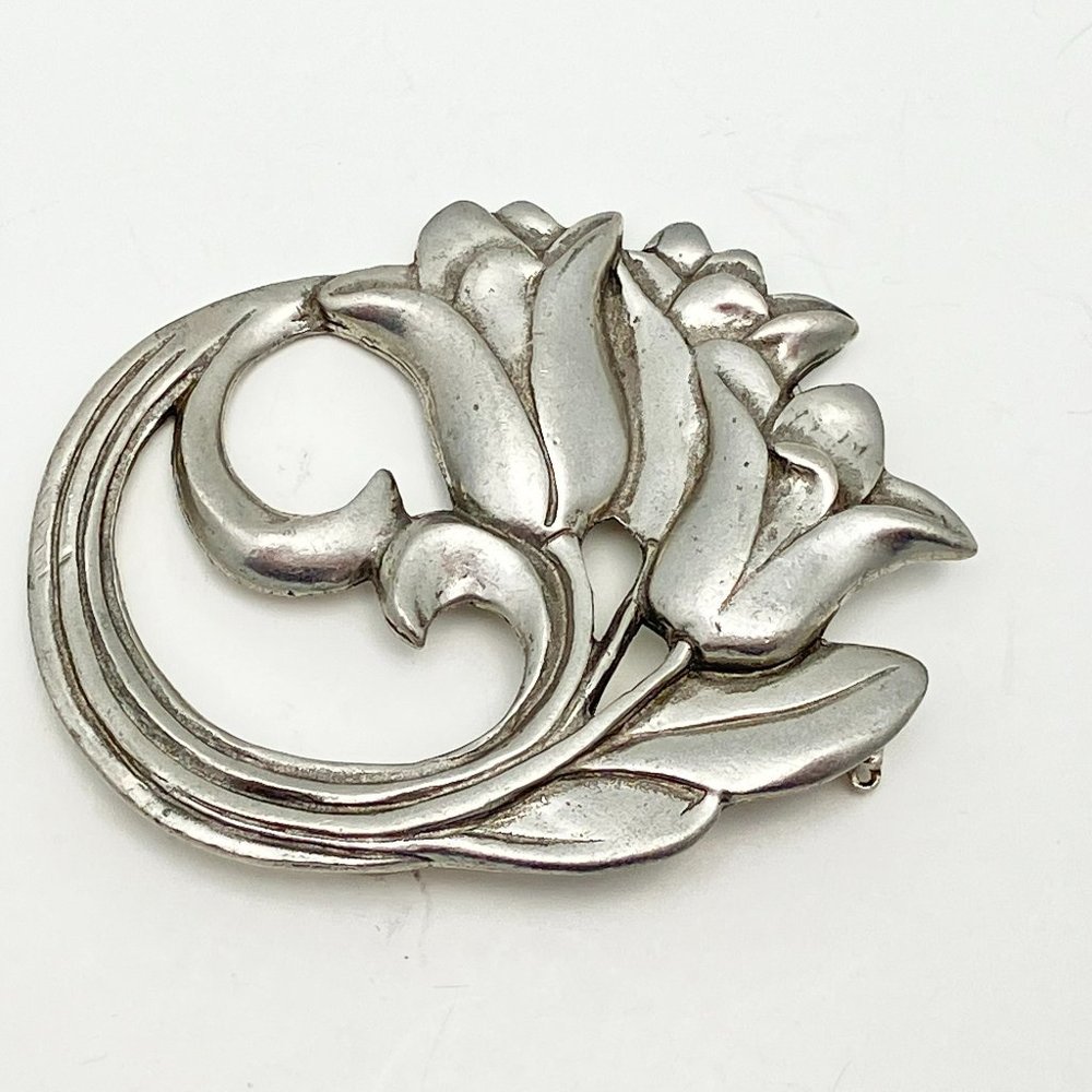 Floral Brooch Seagull Pewter Canada Flowers